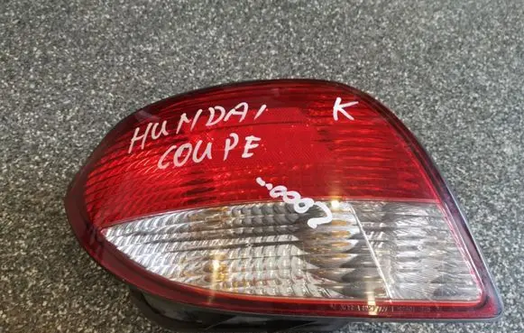 Hyundai Coupe Rear/tail lights