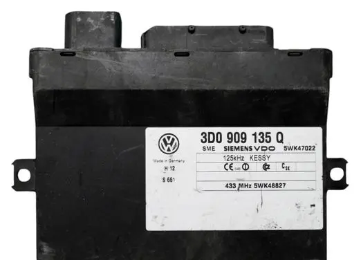 Volkswagen Touareg I Engine control unit/module 3D0909135Q