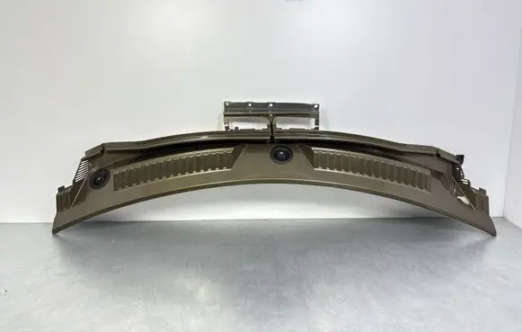 Land Rover Defender Wiper trim L8B2021B44B L8B2021B44BGW LR0061A10JK