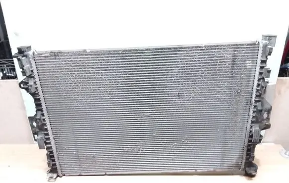 Coolant radiator