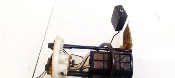 Toyota RAV 4 (XA20) Fuel level sensor 
