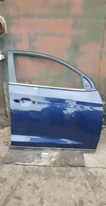 Hyundai Tucson TL Front door
