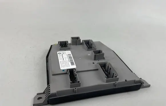 Mercedes-Benz E W213 SAM control unit A2139005223
