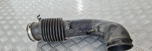 Ford Maverick Air intake hose/pipe