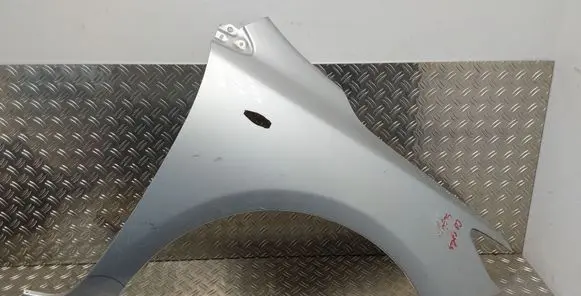 Toyota Corolla E140 E150 Fender