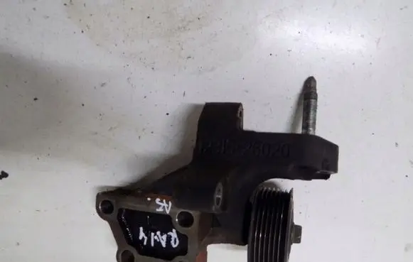Toyota Corolla E140 E150 Engine mounting bracket 1231526020