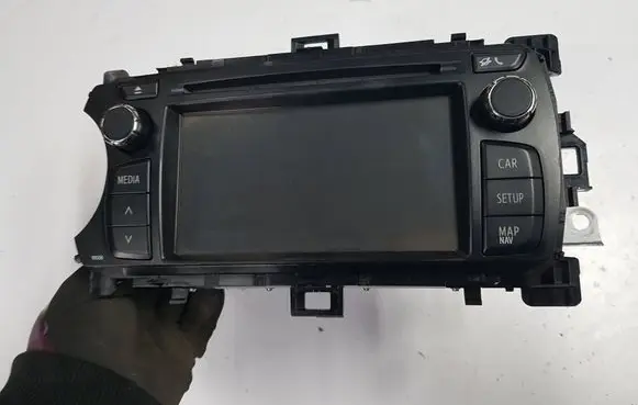 Toyota Yaris Radio/CD/DVD/GPS head unit 861400D010