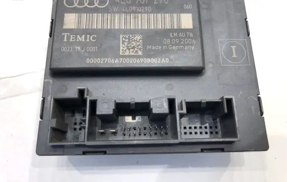 Audi Q7 4L Central body control module 4L0907290