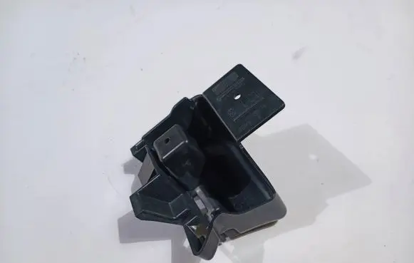 Ford Explorer VI Rear bumper mounting bracket LB5B-17D949-A