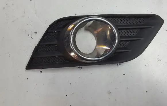 Opel Mokka Front fog light trim/grill 25980486