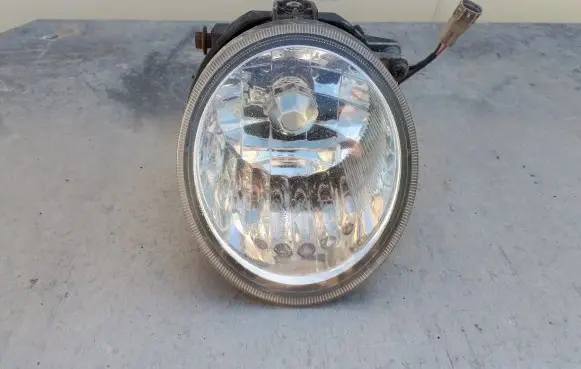 Subaru Outback Front fog light 11420791
