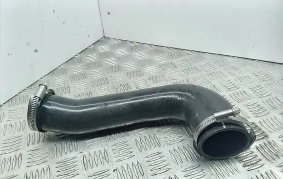 Jeep Grand Cherokee Intercooler hose/pipe