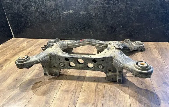 Mercedes-Benz GL X166 Rear subframe 