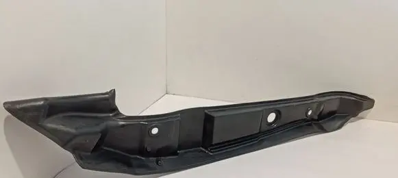 Audi Q5 SQ5 Fender end trim 8R0821111C