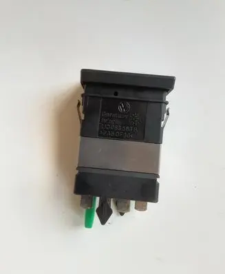 Volkswagen Golf IV Seat heating switch 1J0963563B
