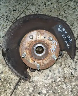 Honda CR-V Front wheel hub