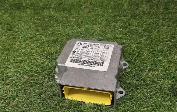 Audi A4 S4 B8 8K Airbag control unit/module 8K0959655H 5WK44112