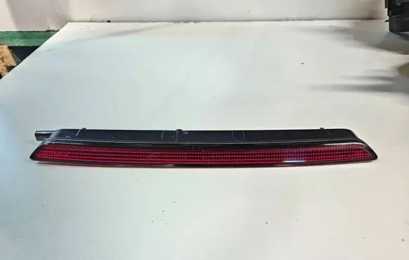 Porsche 992 Third/center stoplight 992945211C