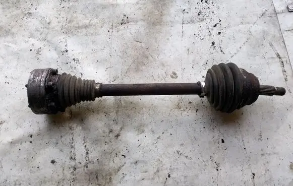 Volkswagen PASSAT B4 Front driveshaft