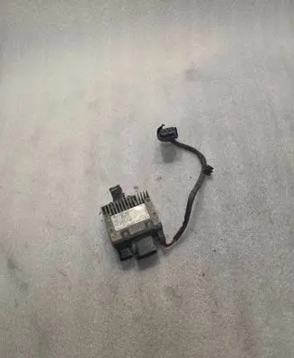 Audi A4 S4 B7 8E 8H Coolant fan relay 8E0959501P