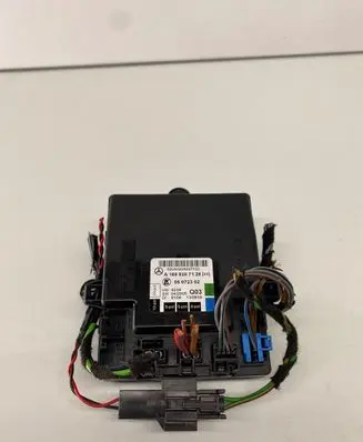 Mercedes-Benz A W169 Door control unit/module A1698207126 05072302 02044204297103