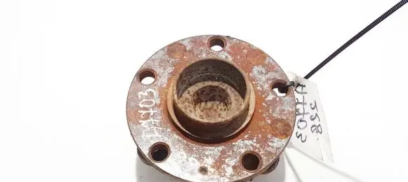 Audi A6 S6 C6 4F Rear wheel hub