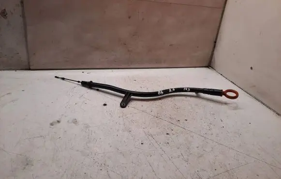 Volkswagen PASSAT B6 Oil level dip stick 03G115