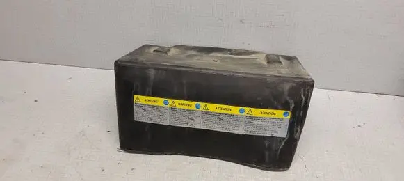 Volkswagen Transporter - Caravelle T5 Battery box tray cover/lid 7H0915430D