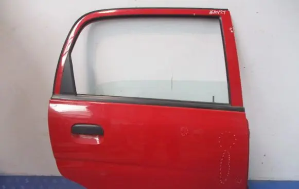 Suzuki Alto Rear door