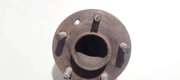 Ford Mondeo MK IV Rear wheel hub
