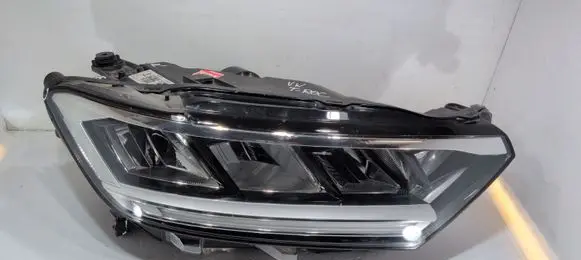 Volkswagen T-Roc Headlight/headlamp 2GA941006F