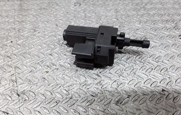 Clutch pedal sensor