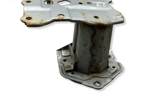 Toyota Verso Rear bumper shock impact absorber/damper 