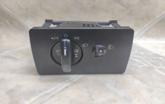 Ford Mondeo Mk III Light switch 1S7T13A024BB