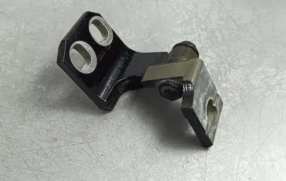 Rear door upper hinge
