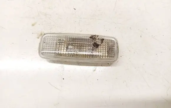 Audi A4 S4 B5 8D Other interior light 8l0947105a