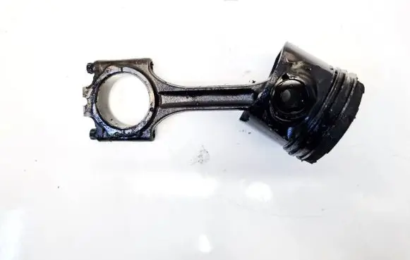 Volvo V70 Piston with connecting rod
