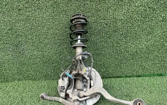BMW 5 E60 E61 Front wheel hub spindle knuckle 31306769021 31216760953
