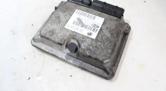 Volkswagen Polo IV 9N3 Engine control unit/module ECU