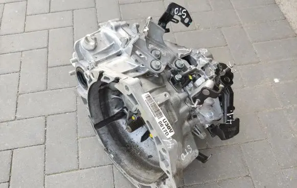 KIA Stonic Manual 6 speed gearbox M6CF1 030VNH005982 U30V0617D