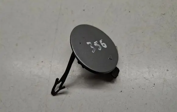 Hyundai i30 Front tow hook cap/cover 86588G4500