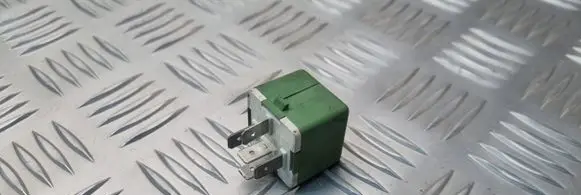 Peugeot 207 CC Other relay 9620725080
