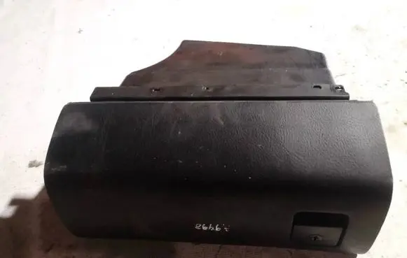 Volkswagen PASSAT B3 Glove box 357857101