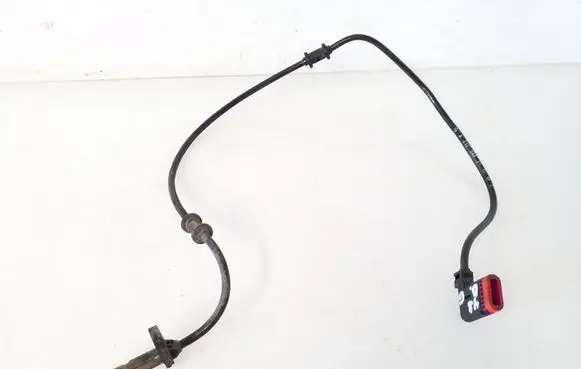 Mercedes-Benz E W212 ABS rear brake sensor A2125402117