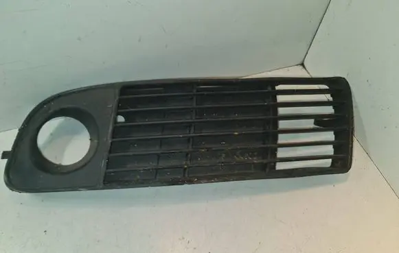 Front bumper lower grill