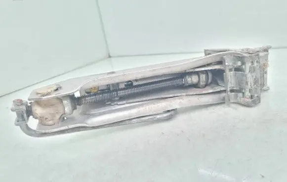 Volkswagen Bora Lift Jack 8L0011031A