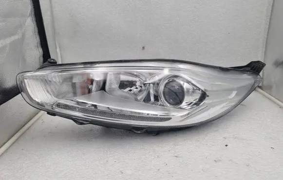 Ford Fiesta Headlight/headlamp C1BB13W030CH