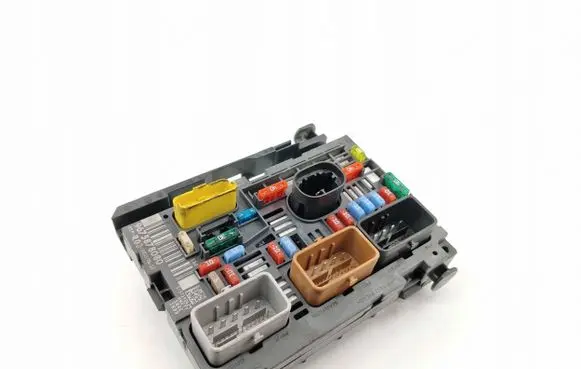 Fiat Scudo Fuse module 9675878080