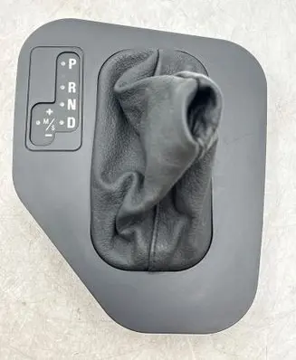BMW 5 E39 Gear shifter surround trim plastic 8256275 51168256275