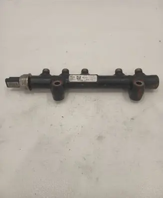 Volvo S80 Fuel main line pipe 9685297580 132974665 28497Z01